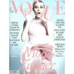Vogue 7/Juli 2014 - Diane Kruger Modezauber